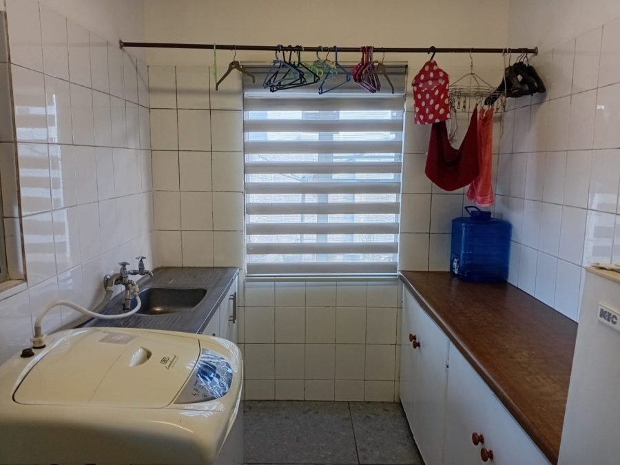 To Let 3 Bedroom Property for Rent in Selborne Eastern Cape